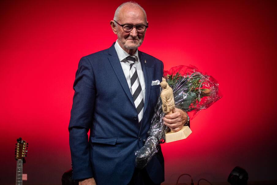 Gunnar Johansen fra Gunnvald JOhansen Bygg ble tildelt NESO-prisen i 2021.